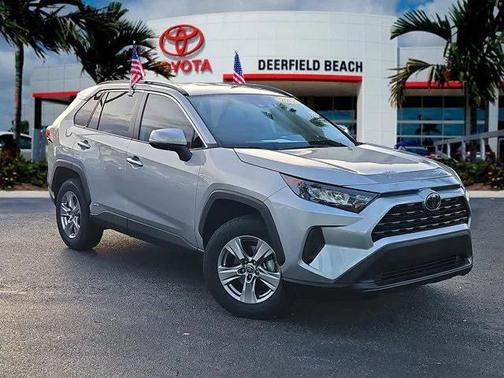 2022 Toyota RAV4 Hybrid LE