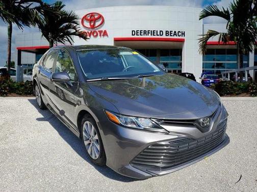 2019 Toyota Camry SE