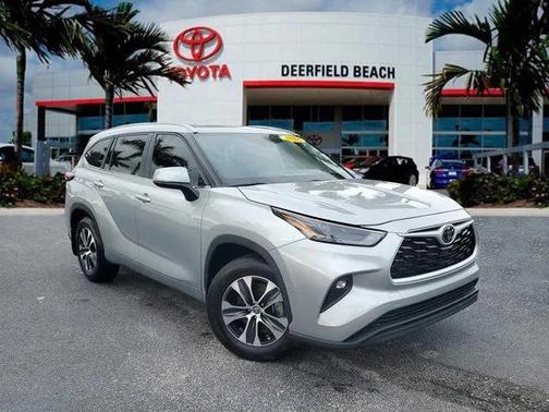 2024 Toyota Highlander XLE