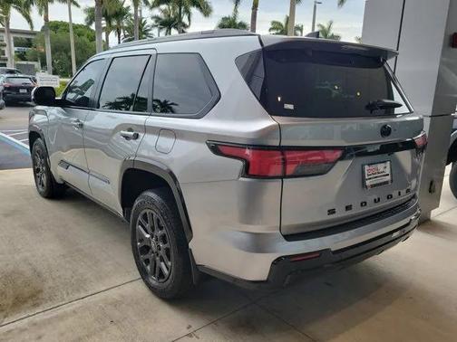 2025 Toyota Sequoia Platinum