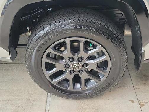 2025 Toyota Sequoia Platinum