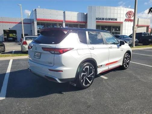 2024 Mitsubishi Outlander PHEV SE S-AWC