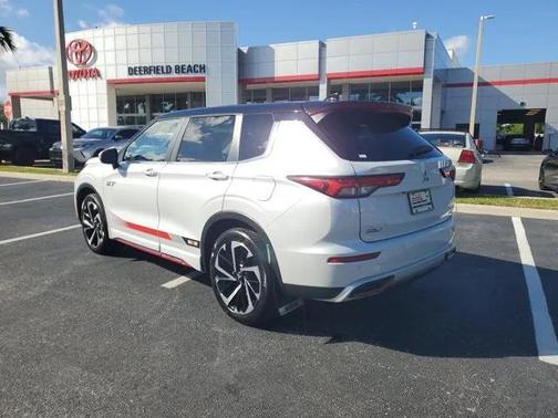 2024 Mitsubishi Outlander PHEV SE S-AWC
