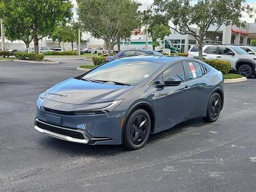 2026 Toyota Prius Plug-In Hybrid SE