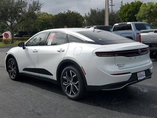 2026 Toyota Crown XLE