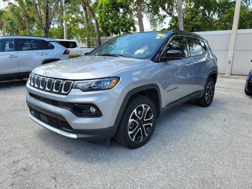 Baltic Gray Metallic Clearcoat 2024 Jeep Compass Limited