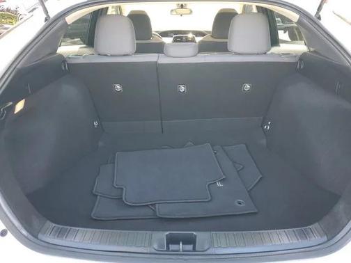 2017 Toyota Prius Four