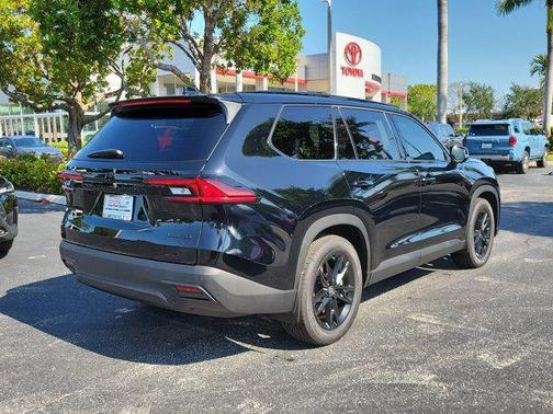 Midnight Black 2026 Toyota Highlander Hybrid Base