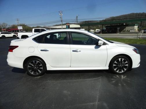 2019 Nissan Sentra SR