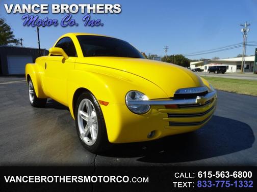 2004 Chevrolet SSR Reg Cab 116.0'' WB LS