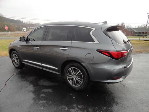 2017 INFINITI QX60 Base