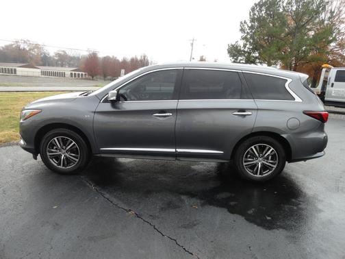 2017 INFINITI QX60 Base