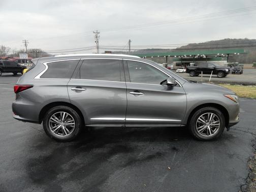 2017 INFINITI QX60 Base