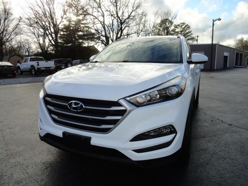 2018 Hyundai TUCSON SEL