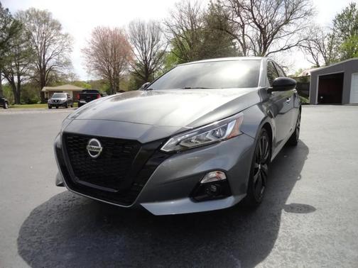Gray 2022 Nissan Altima 2.5 SR AWD Sedan