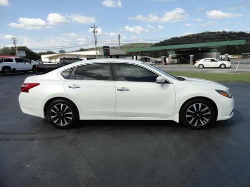 2017 Nissan Altima 2.5 SL