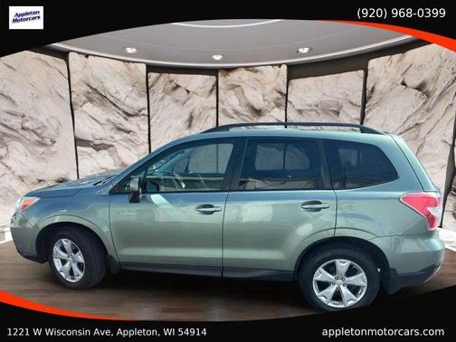 Jasmine Green Metallic 2014 Subaru Forester 2.5i Premium