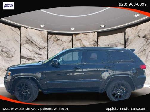 Black 2019 Jeep Grand Cherokee Altitude