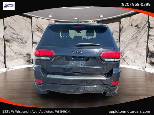 Black 2019 Jeep Grand Cherokee Altitude