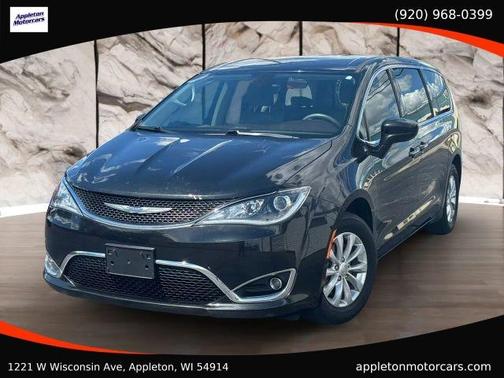 Black 2018 Chrysler Pacifica Touring Plus