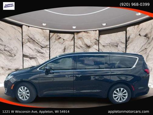 Black 2018 Chrysler Pacifica Touring Plus