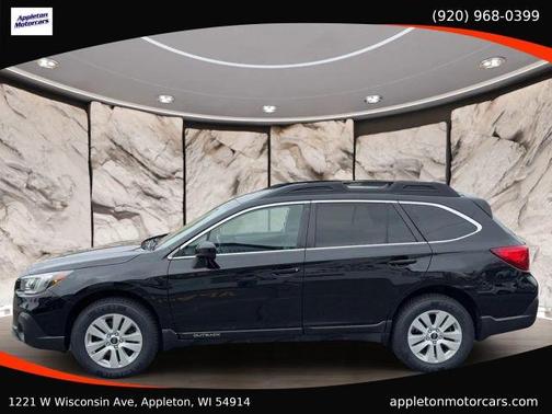 Crystal Black Silica 2019 Subaru Outback 2.5i Premium