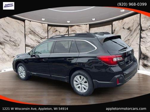 Crystal Black Silica 2019 Subaru Outback 2.5i Premium