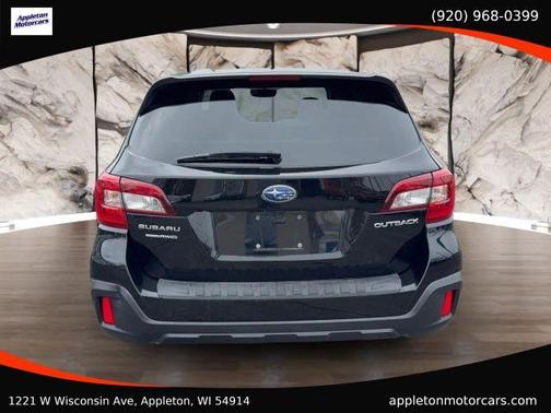 Crystal Black Silica 2019 Subaru Outback 2.5i Premium