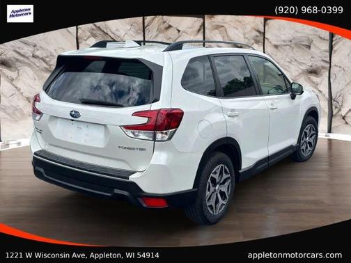Crystal White Pearl 2019 Subaru Forester Premium