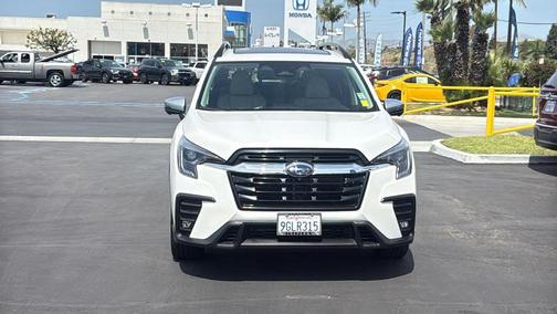 Crystal White Pearl 2023 Subaru Ascent Limited