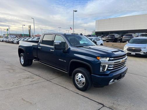 2022 Chevrolet Silverado 3500 High Country