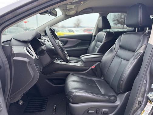 2023 Nissan Murano SL