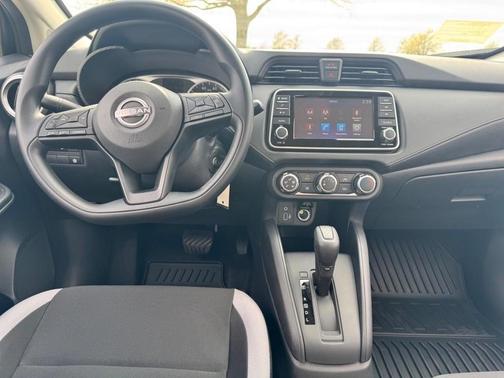 2025 Nissan Versa S