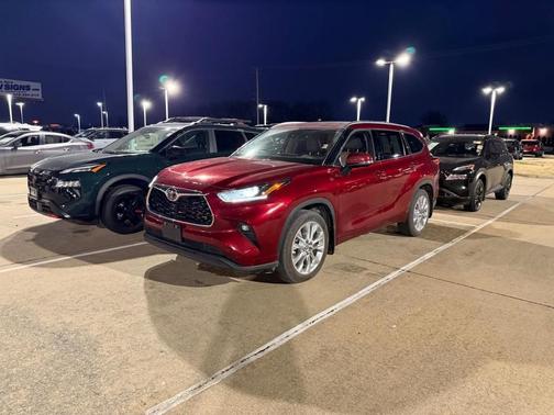 2025 Toyota Highlander 