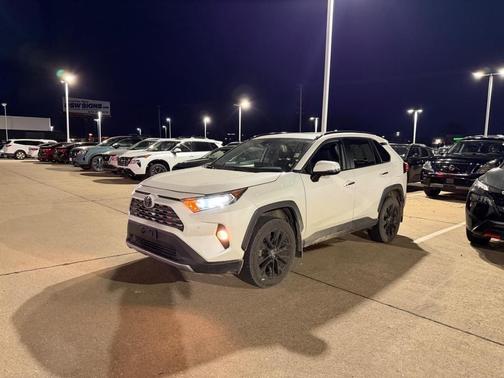 2019 Toyota RAV4 Limited
