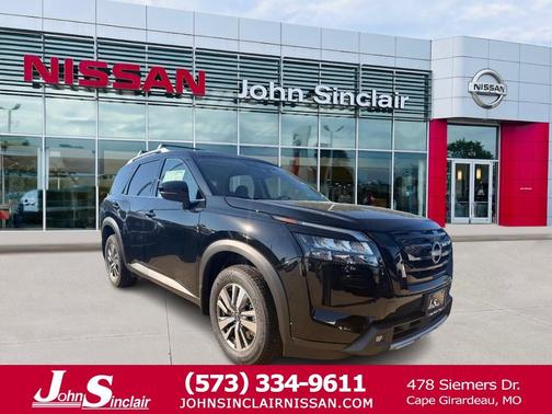 2025 Nissan Pathfinder SL