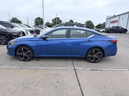 Bluestone Pearl 2025 Nissan Altima SR