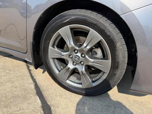 2020 Toyota Sienna 