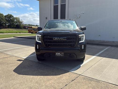 Onyx Black 2022 GMC Sierra 1500 Limited Elevation