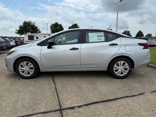 2025 Nissan Versa S