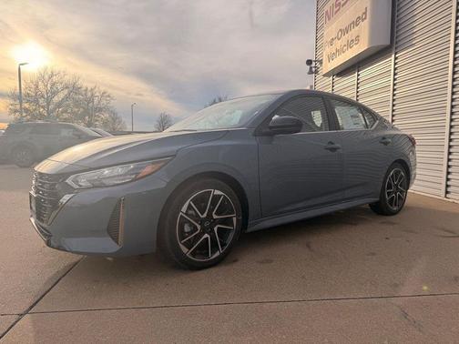 2025 Nissan Sentra SR