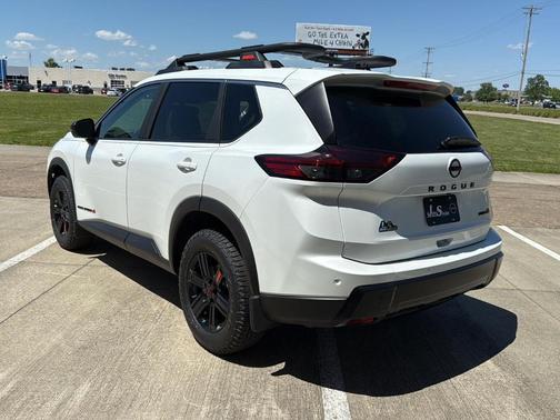 Everest White P 2026 Nissan Rogue Rock Creek