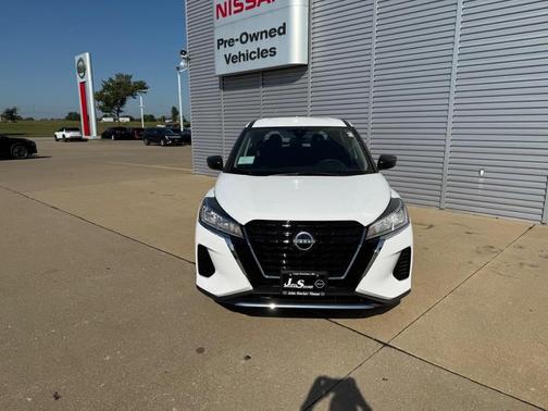 2025 Nissan Kicks Play S