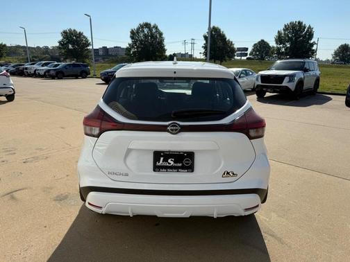 2025 Nissan Kicks Play S