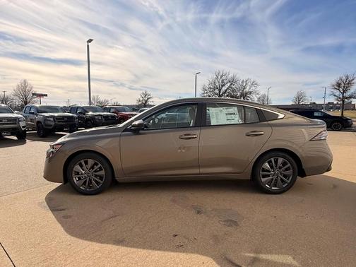 2026 Nissan Sentra SL