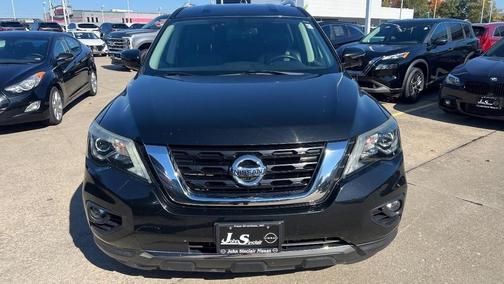 2020 Nissan Pathfinder SL