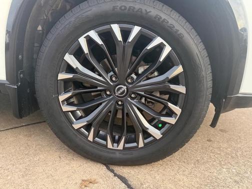 2024 Nissan Rogue Platinum