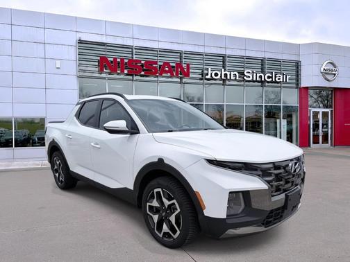 Ice White 2022 Hyundai SANTA CRUZ 2.5T Limited