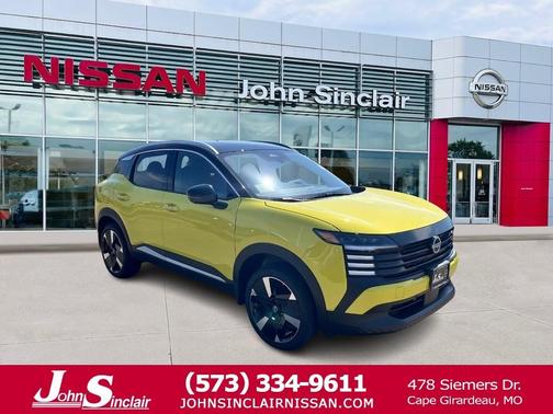 2025 Nissan Kicks SR