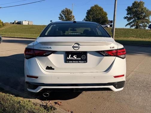 2025 Nissan Sentra SR